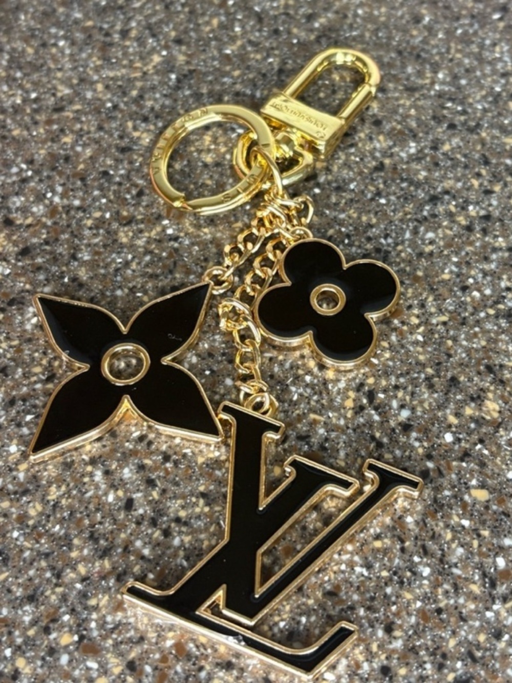 Louis Vuitton Gold and Black Floral Key Holder - Picture 4 of 4